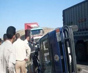   مصر اليوم - مقتل 15 مجندًا وإصابة أكثر من 40 في حادث تصادم في البحيرة