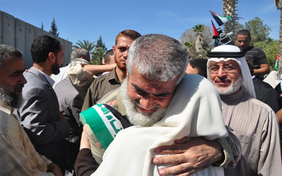   مصر اليوم - حقوقيون يُحذرون عبرمصر اليوم من استخدام إسرائيل الأسرى كرهائن سياسيين