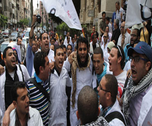   مصر اليوم - أطباء ضد الانقلاب يطالبون بالإفراج عن زميلهم