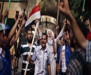   مصر اليوم - مؤيدو مرسي يحاولون اقتحام ميدان التحرير