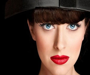 مصر اليوم - نصائح لكي تعتمدي علي أحمر الشفاه