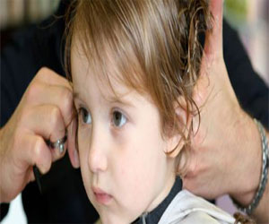 مصر اليوم - دليلك للعناية بشعر طفلك