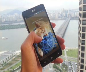 مصر اليوم - إل جي تحدد موعد الكشف عن هاتفها الذكي الجديد G2