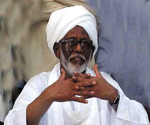   مصر اليوم - الترابي يقود من قطر وساطة لاحتواء الأوضاع في مصر