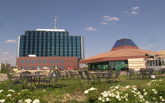   مصر اليوم - أكراد العراق وسورية وإيران وتركيا يجتمعون في أربيل بدعوة من البرزاني