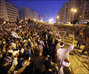   مصر اليوم - الجماعة الإسلامية تلتزم السلميّة وتدعو لإبعاد الجيش عن الصدام