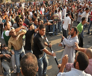   مصر اليوم - 11 مصابًا في الأقصر حصيلة الاشتباكات بين مؤيدي مرسي ومعارضيه