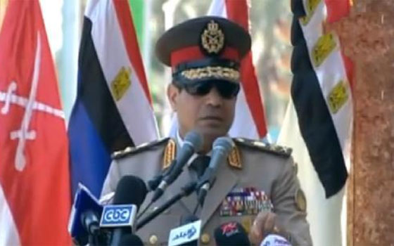   مصر اليوم - القوات المسلحة المصرية تحتوي الأزمة مع الإخوان المسلمين بعد خطاب السيسي