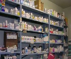   مصر اليوم - مركز للحق في الدواء يتهم قيادات الإخوان باستخدم المتظاهرين دروعًا