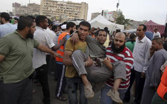   مصر اليوم - الصحة المصرية: 80 قتيلاً و299 مصابًا الحصر النهائي لأحداث المنصة