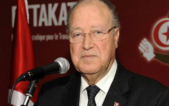   مصر اليوم - بن جعفـر يتعهـد بإتمام الدستـور في أغسطس ويدعو الحكومـة للاستجـابة للمطالـب