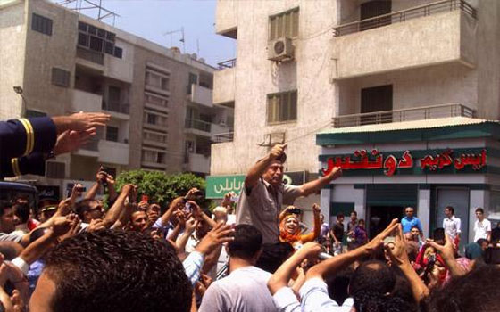   مصر اليوم - حملة امسك فلول امسك إخوان للتَّصدِّي لقيادات الوطني المنحل والجماعة