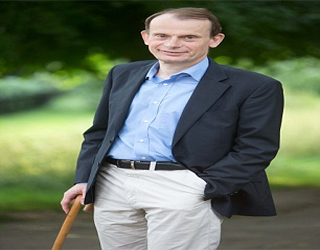   مصر اليوم - أندرو مار يعود إلى بي بي سي