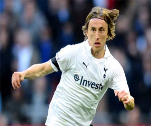   مصر اليوم - مانشيستر يونايتد يفكر في الكرواتي لوكا مودريتش