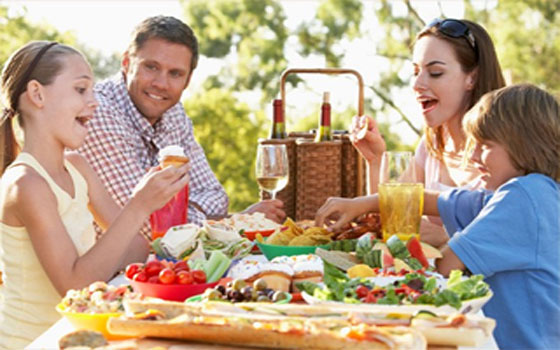 مصر اليوم - أفكار علماء النفس لقضاء يوم أُسَرِيّ مثاليّ