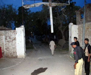   مصر اليوم - مقاتلو طالبان يهاجمون سجنًا في باكستان وفرار نحو 250 سجينًا