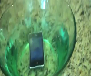   مصر اليوم - موبايل وكمبيوتر مضاد للماء بـ20 دولارًا فقط