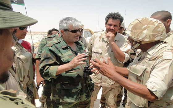   مصر اليوم - قيادات عسكرية في ليبيـا تعترض على الرئيـس الجديد للجيـش