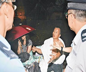   مصر اليوم - انفجار غالاكسي إس 4 في يد مالكه