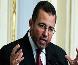   مصر اليوم - تأييد حبس قنديل وعزله من منصبه في قضية طنطا للكتان