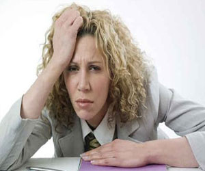   مصر اليوم - ضغط العمل يسبب الجلطات القلبية للنساء