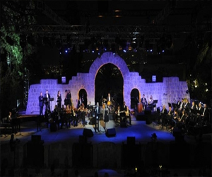 مصر اليوم - باتيست ويونس في ذوق مكايل الأربعاء