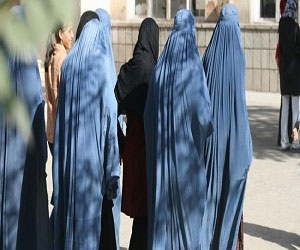   مصر اليوم - نساء افغانستان في خطر وعنف