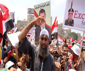   مصر اليوم - الأمن يبدأ فضّ اعتصام رابعة بفتح مياه الصرف الصحّي