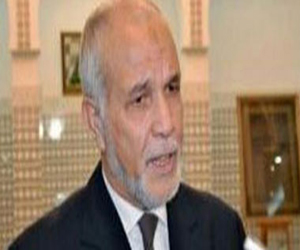 مصر اليوم - وزير العدل الجزائري يدعو إلى تعديل قانون الفساد