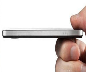 مصر اليوم - اتصالات تطرح أنحف هاتف ذكي في العالم