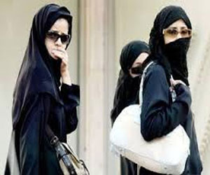   مصر اليوم - المرأة الكويتية تربح حق التصويت وتخسر حق التمثيل في البرلمان