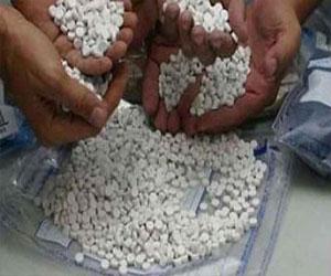   مصر اليوم - ضبط شخصين وبحوزتهم 3600 قرص مخدر في الغردقة