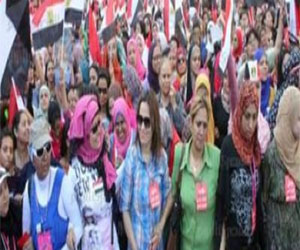   مصر اليوم - نساء مصر ينتظرن العيش والحرية بعد ثورتين