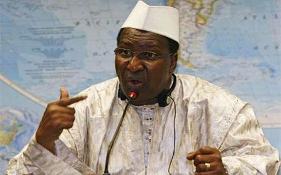   مصر اليوم - رئيس حكماء أفريقيا يؤكد أن مصر ستكون أفضل وينفي تشبيه مرسي بمانديلا