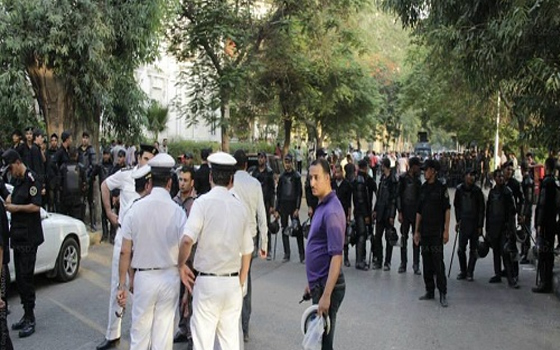   مصر اليوم - المصرية للحقوق تطالب بالتحقيق في تقاعس الشرطة عن تأمين التظاهرات