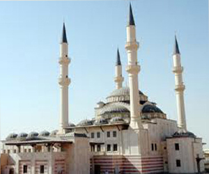 مصر اليوم - مجمع الفقه السوداني يعلن الخميس أول أيام عيد الفطر