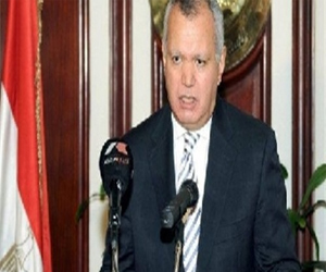   مصر اليوم - العرابي يرى وجوب انصياع الأميركيين للإرادة المصرية