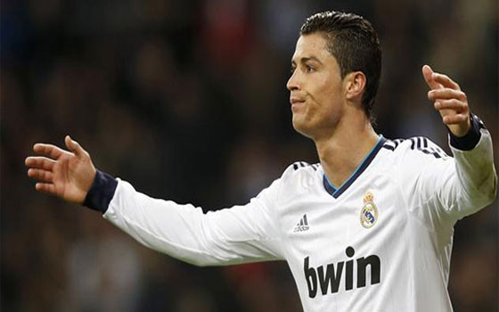   مصر اليوم - رونالدو يقود الريال للفوز على تشيلسي وإحراز لقب بطولة غينيس