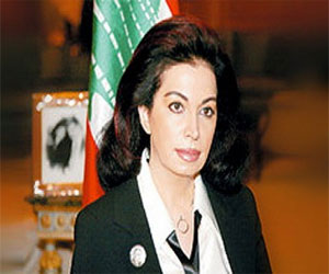   مصر اليوم - نازك رفيق الحريري تدعو للتمسك بالوحدة الوطنية