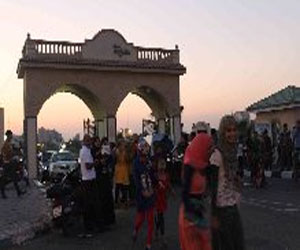   مصر اليوم - الانفلات الأمني يفسد فرحة العيد في السويس والمواطنون يستنجدون بالجيش