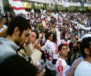   مصر اليوم - جماهير الزمالك تستعد للتظاهر ضد رئيس النادي