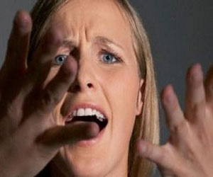   مصر اليوم - أسباب اقتصادية وجينية لغضب الأمهات!