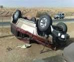   مصر اليوم - مصرع وإصابة شخصين إثر انقلاب سيارة في البحر الأحمر