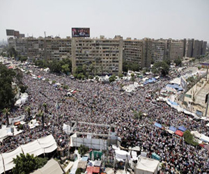   مصر اليوم - سكان  رابعة  يطالبون الرئاسة بشقق بديلة لحين فض الاعتصام