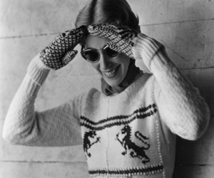   مصر اليوم - ابداعات كيرك وود في اسبوع الموضة في لندن