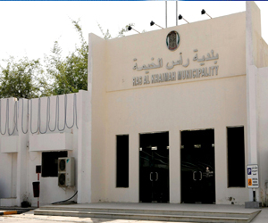 مصر اليوم - إغلاق مطعم 3 أيام برأس الخيمة لتقديمه أسماكًا فاسدة