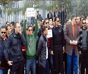   مصر اليوم - شرطة سوهاج تضرب عن العمل الثلاثاء تضامنًا مع زملائهم