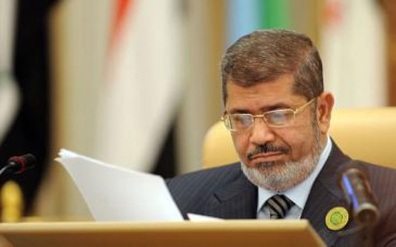 مصر اليوم - مصادر سيادية تحقق في ثروة 2 مليار جنيهًا للرئيس المعزول محمد مرسي