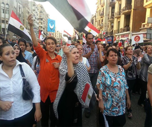   مصر اليوم - مسيرة ضد التحرش في سوهاج لإضافة مادة في الدستور تجرم التحرش