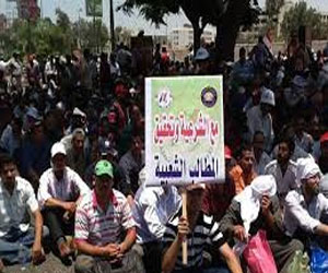   مصر اليوم - دعم الشرعية يتظاهر في الأقصر والشرطة تشدد إجراءاتها